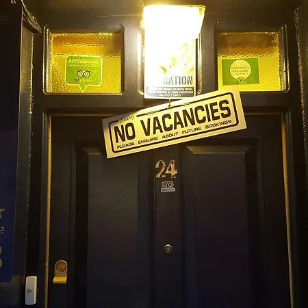 Creedons Traditional Irish Welcome Bed and Breakfast 3*