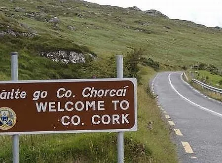 Creedons Traditional Irish Welcome Bed & Breakfast Cork