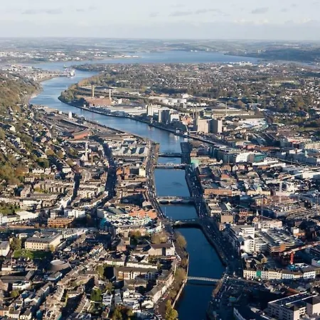 Creedons Traditional Irish Welcome Bed & Breakfast Cork